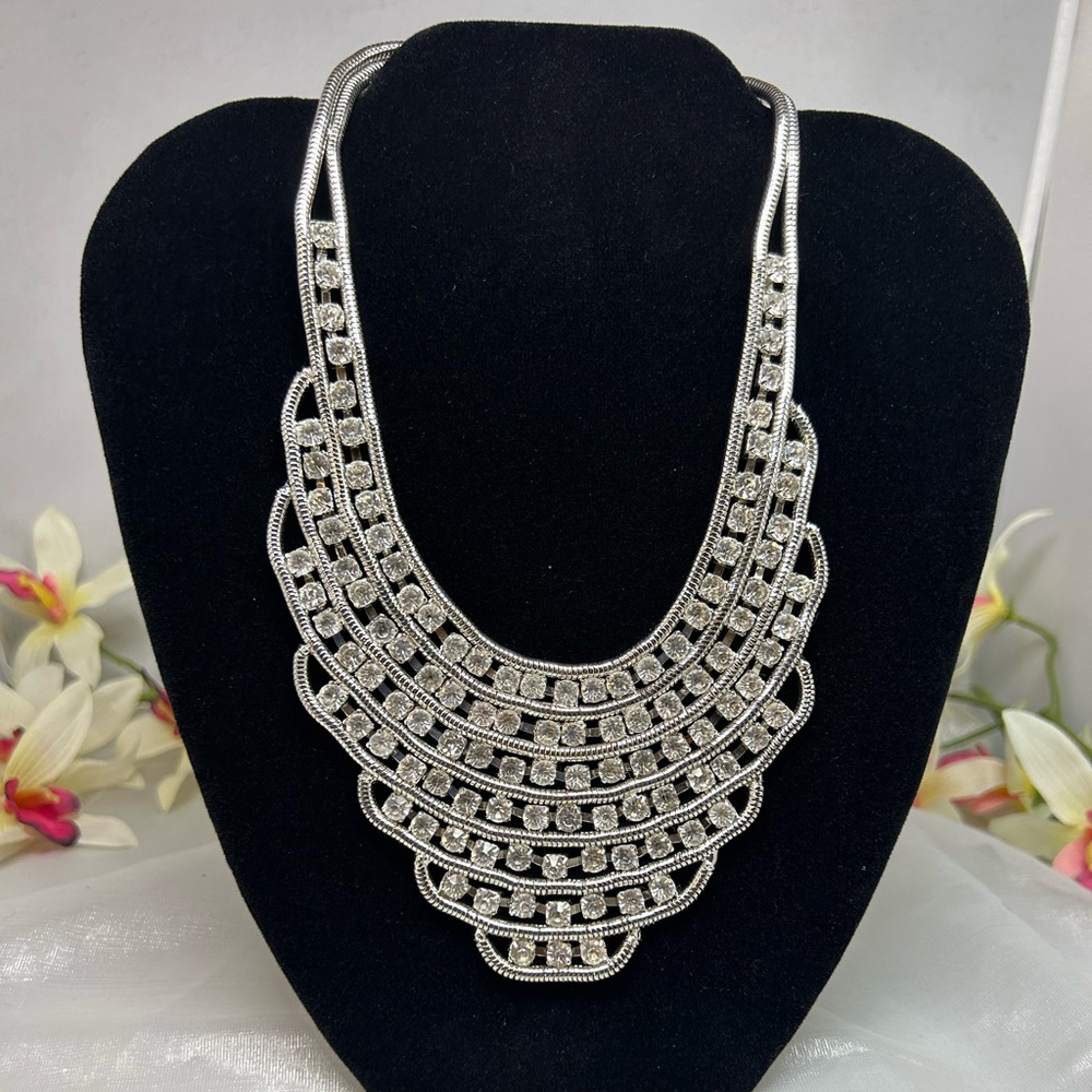 Beautiful rhinestone necklace